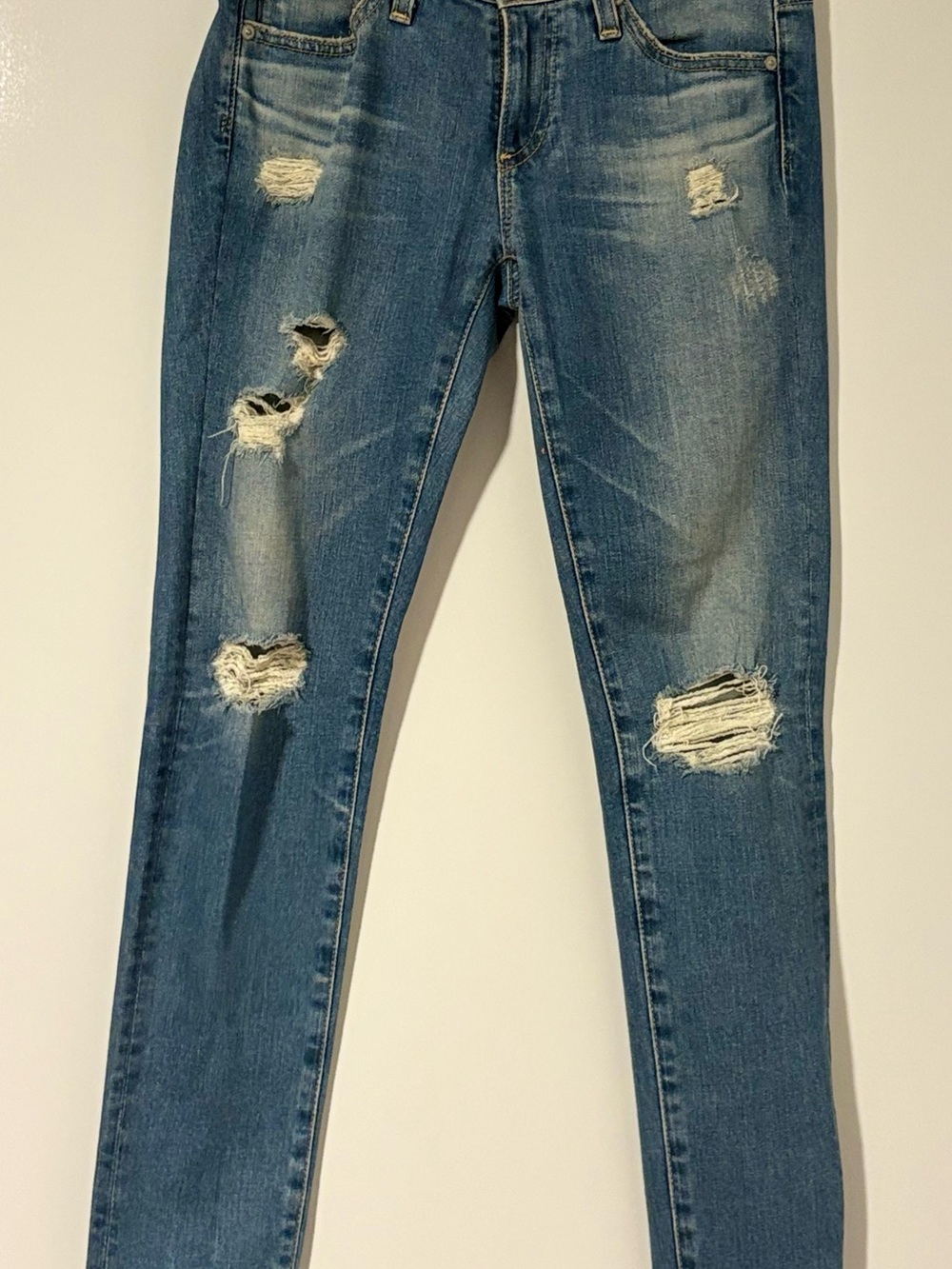 AG Adriano Goldschmied The Stilt Jeans 24R Distressed Cigarette Leg Blue USA